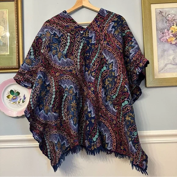 Anu 100% wool embroidered shawl poncho kimono wrap artsy colorful boho bohemian - Picture 3 of 8